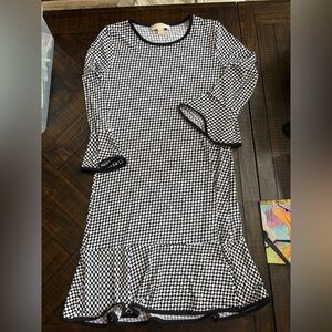Michael Kors Black and White Houndstooth Long Sleeve Dress